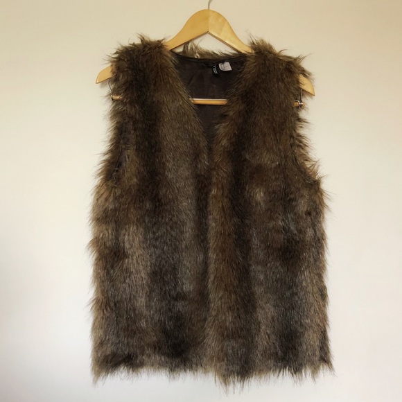 H&M Jackets & Coats Hm Faux Fur Vest Poshmark